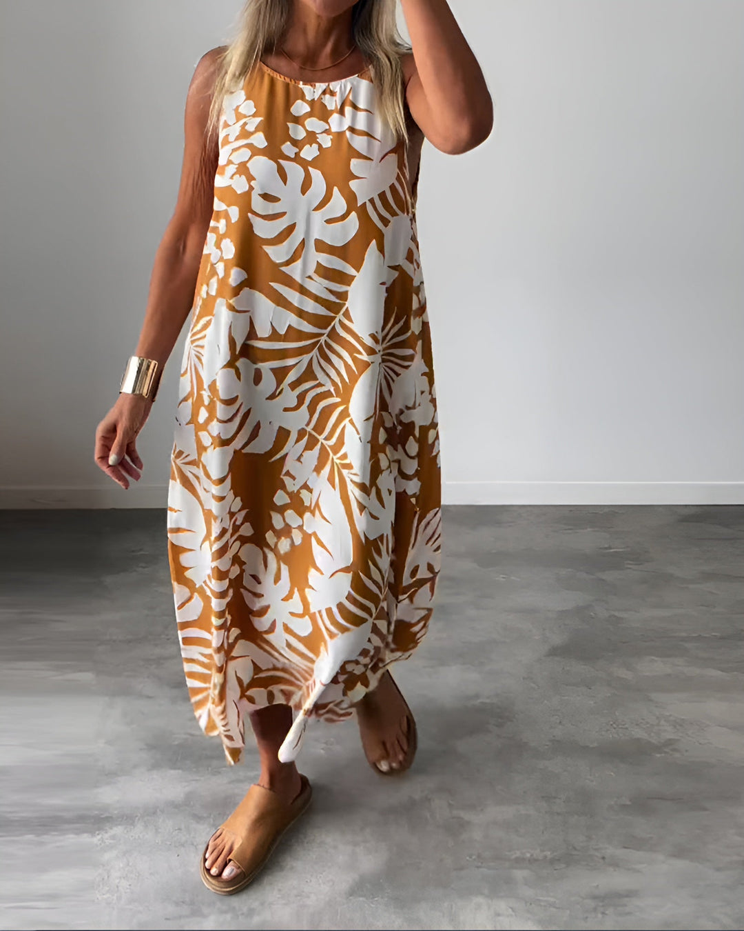Audrey – Classic Elegant Sleeveless Dress