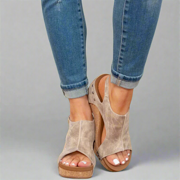 Urmilda | Premium Sandals for All-Day Comfort