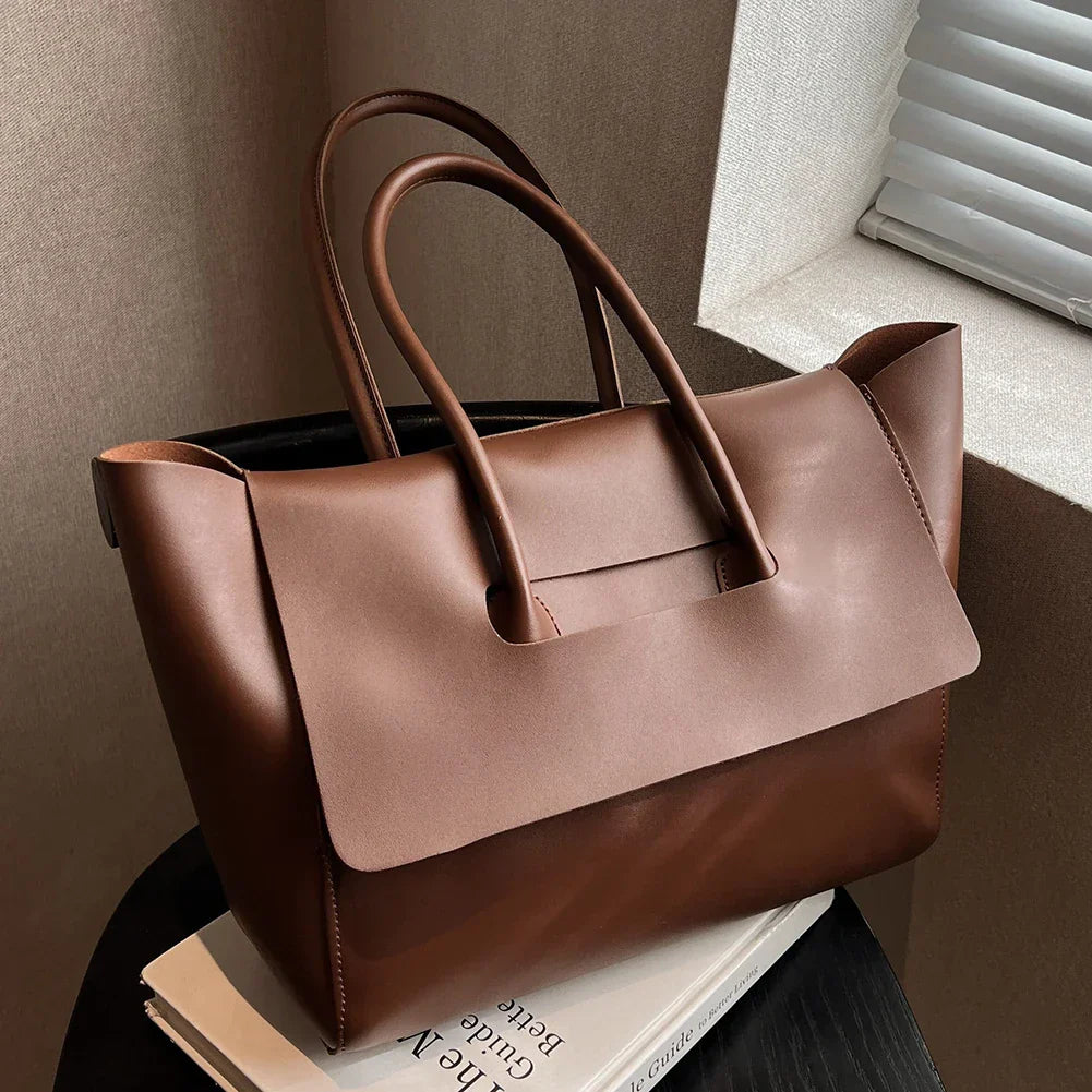 tova™ – minimalist shoulder bag in faux leather