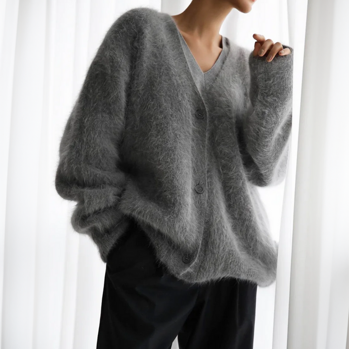 Myla – Timelessly Comfortable Loose-Fit Cardigan