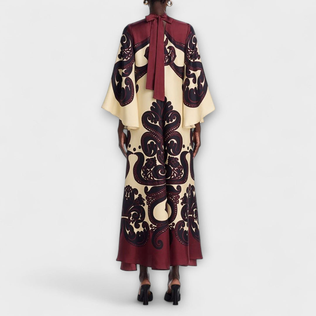 Lucy – Breathtaking Grenadilla Print Maxi Dress for Effortless Elegance