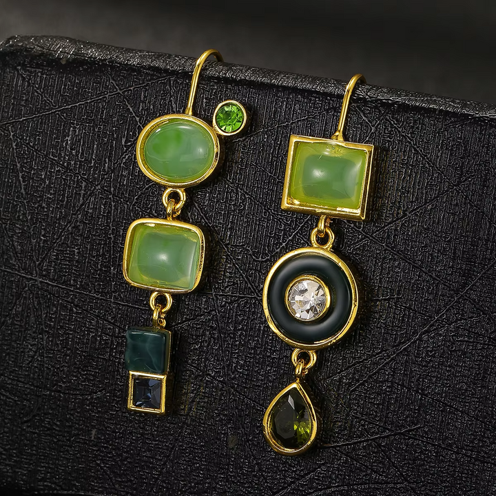CINDY | Vintage Elegance Redefined