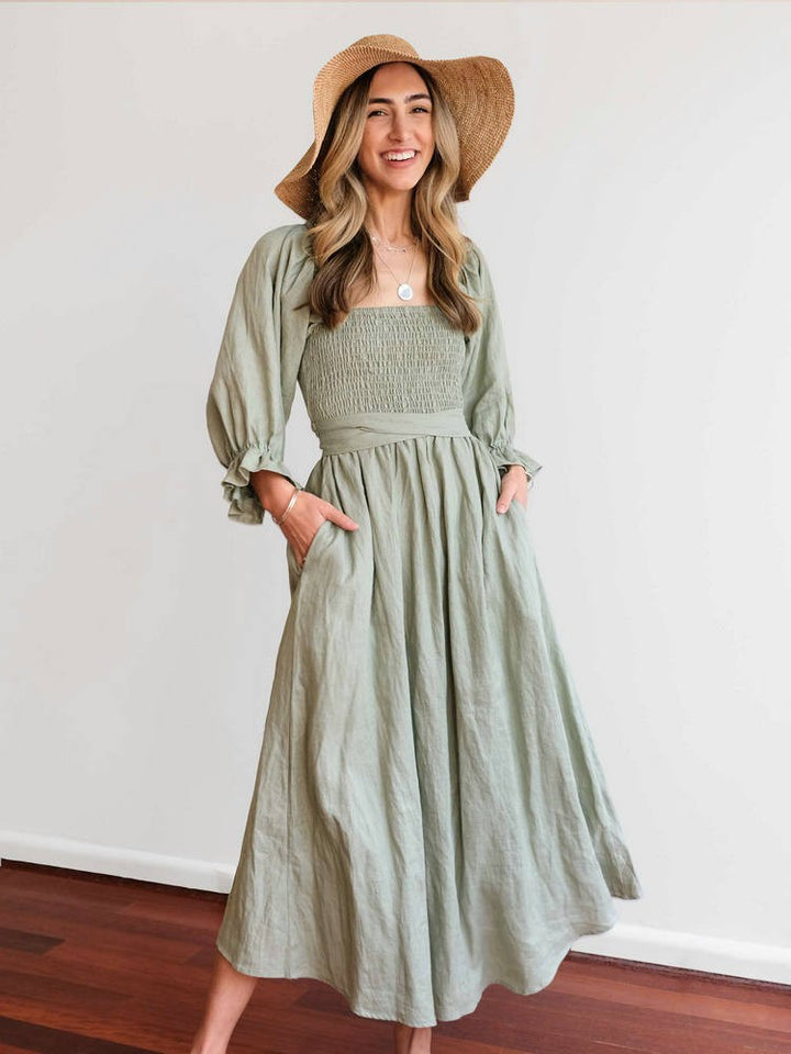 Aviana – Elegant Puff-Sleeve Reversible Maxi Dress