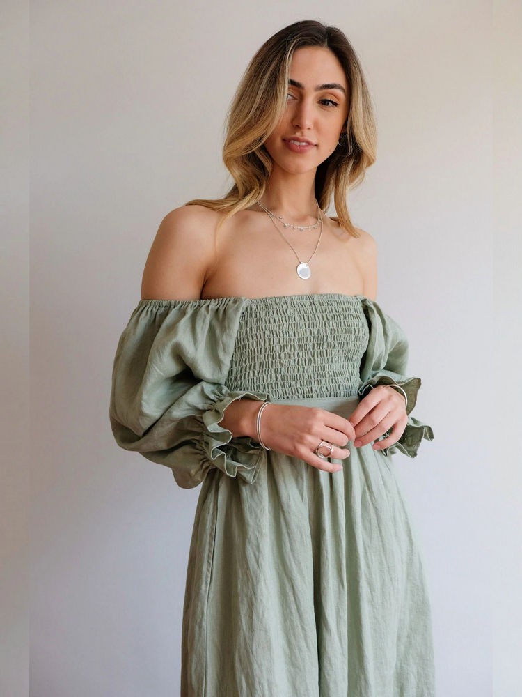 Aviana – Elegant Puff-Sleeve Reversible Maxi Dress